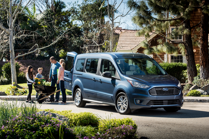 Illustration for article titled The 2019 Ford Transit Connect Wagon Is A Diesel Van For Your Awesome Parents